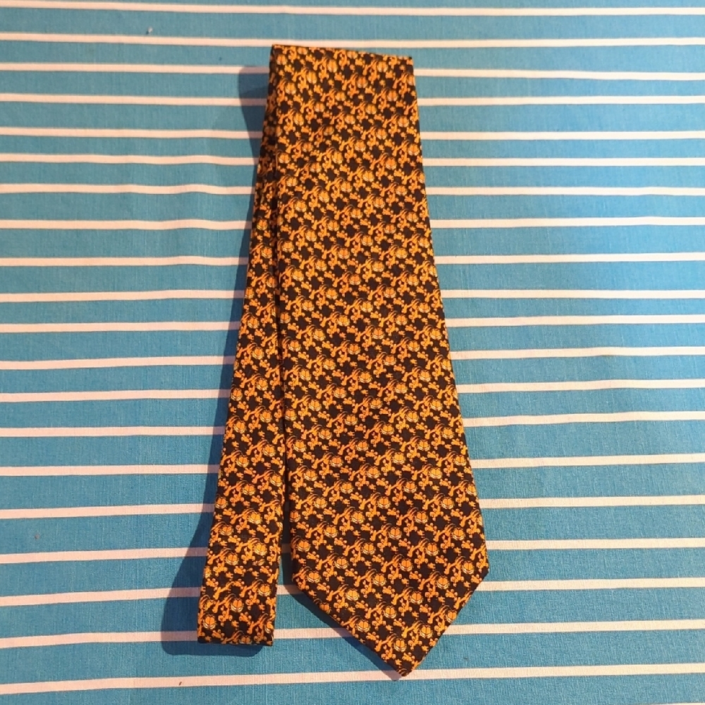 Addiction Black and Gold Patterned Tie